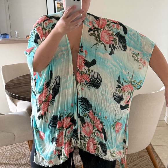 American Eagle Kimono Floral or Cover Up - Picture 1 of 3